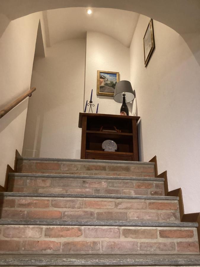 Holiday House Antica Dimora Soggiorni In Langa Centro Storico La Morra Eksteriør bilde