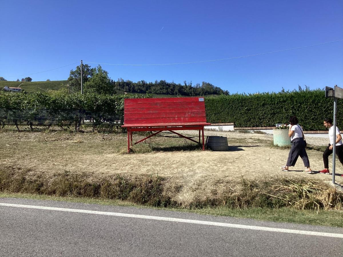 Holiday House Antica Dimora Soggiorni In Langa Centro Storico La Morra Eksteriør bilde
